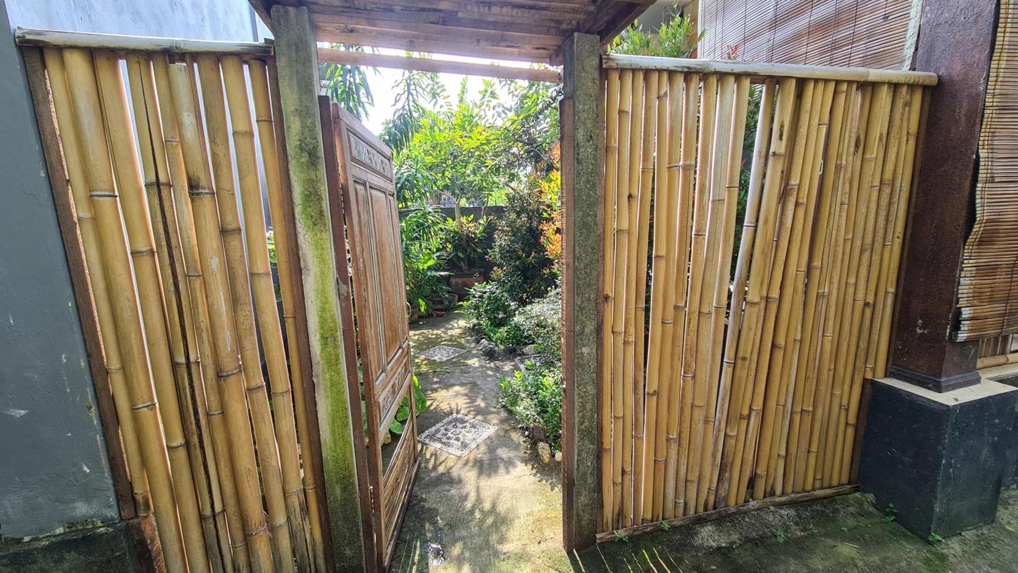 Bali Fab Dive Center Hostel อาเม็ด ภายนอก รูปภาพ
