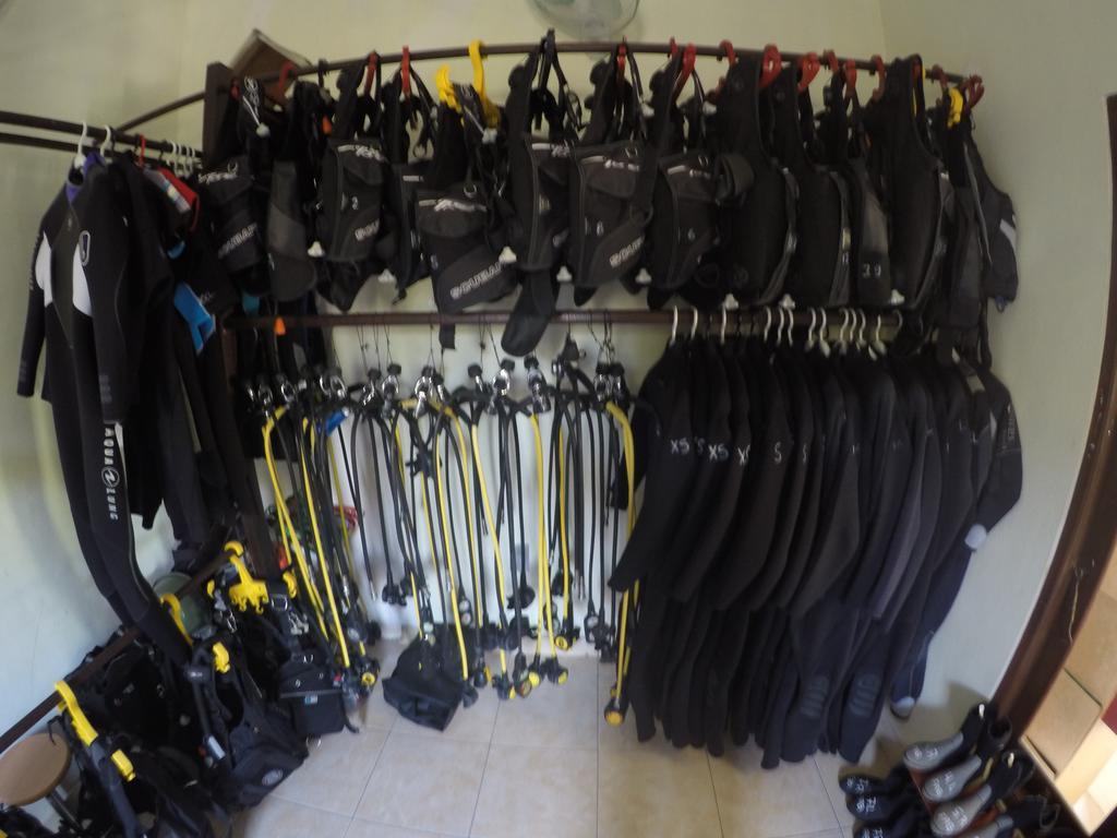 Bali Fab Dive Center Hostel อาเม็ด ภายนอก รูปภาพ
