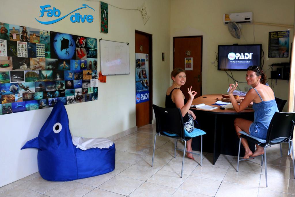 Bali Fab Dive Center Hostel อาเม็ด ภายนอก รูปภาพ