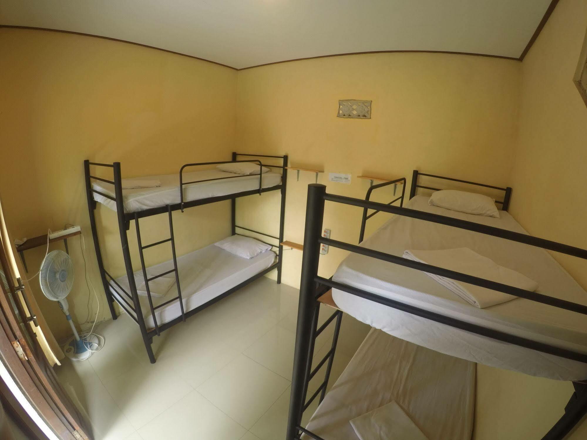 Bali Fab Dive Center Hostel อาเม็ด ภายนอก รูปภาพ
