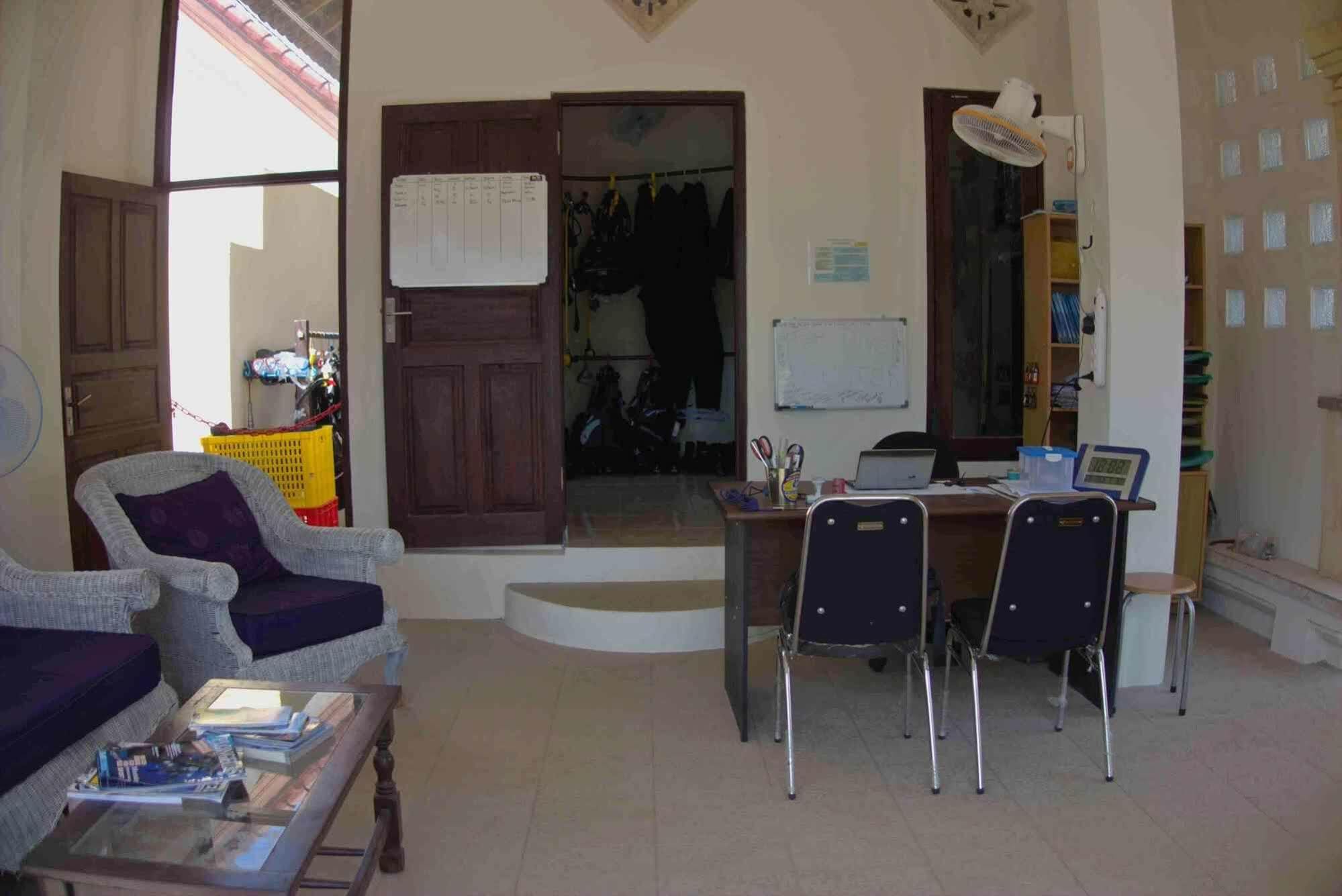 Bali Fab Dive Center Hostel อาเม็ด ภายนอก รูปภาพ