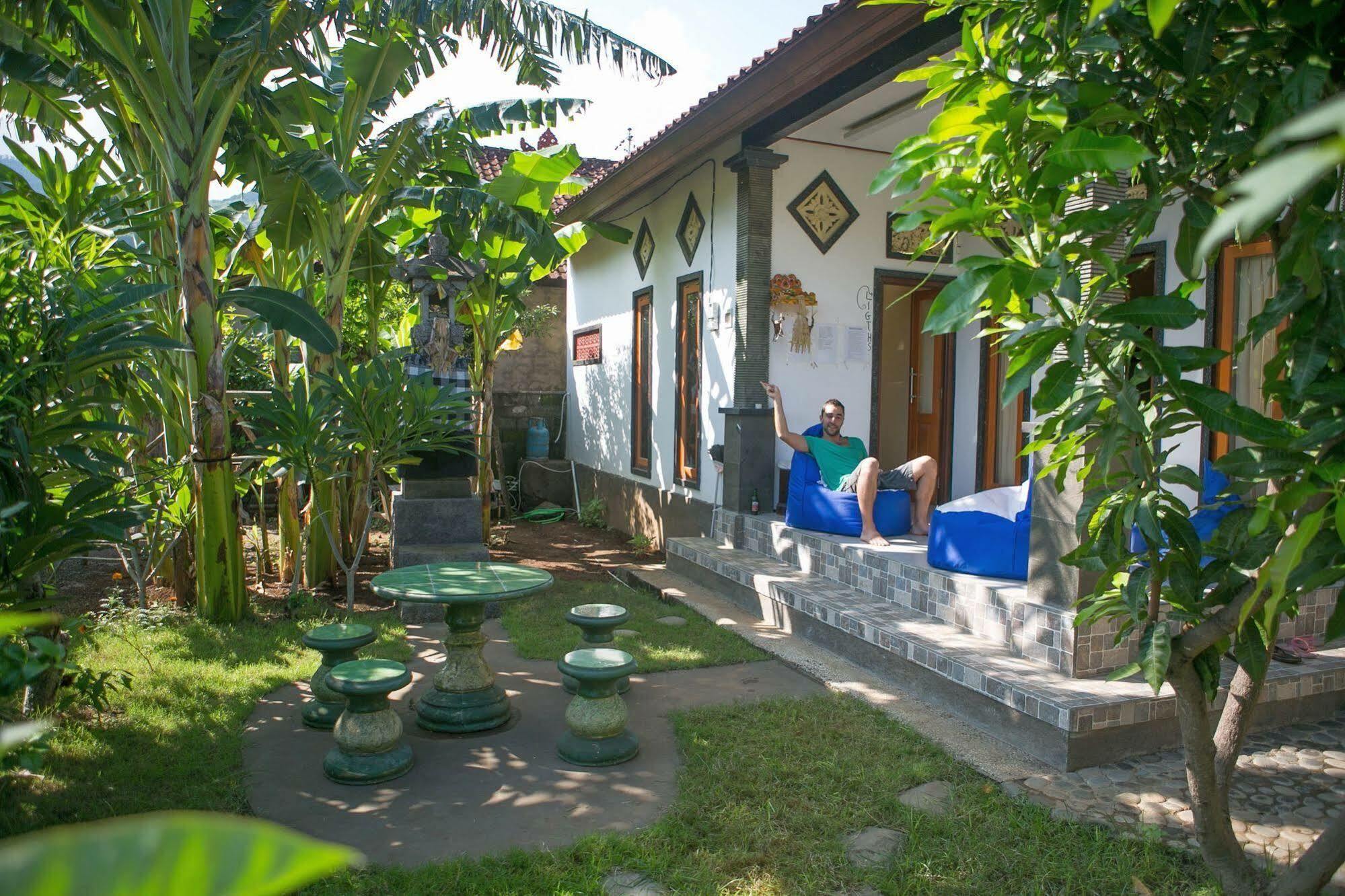 Bali Fab Dive Center Hostel อาเม็ด ภายนอก รูปภาพ