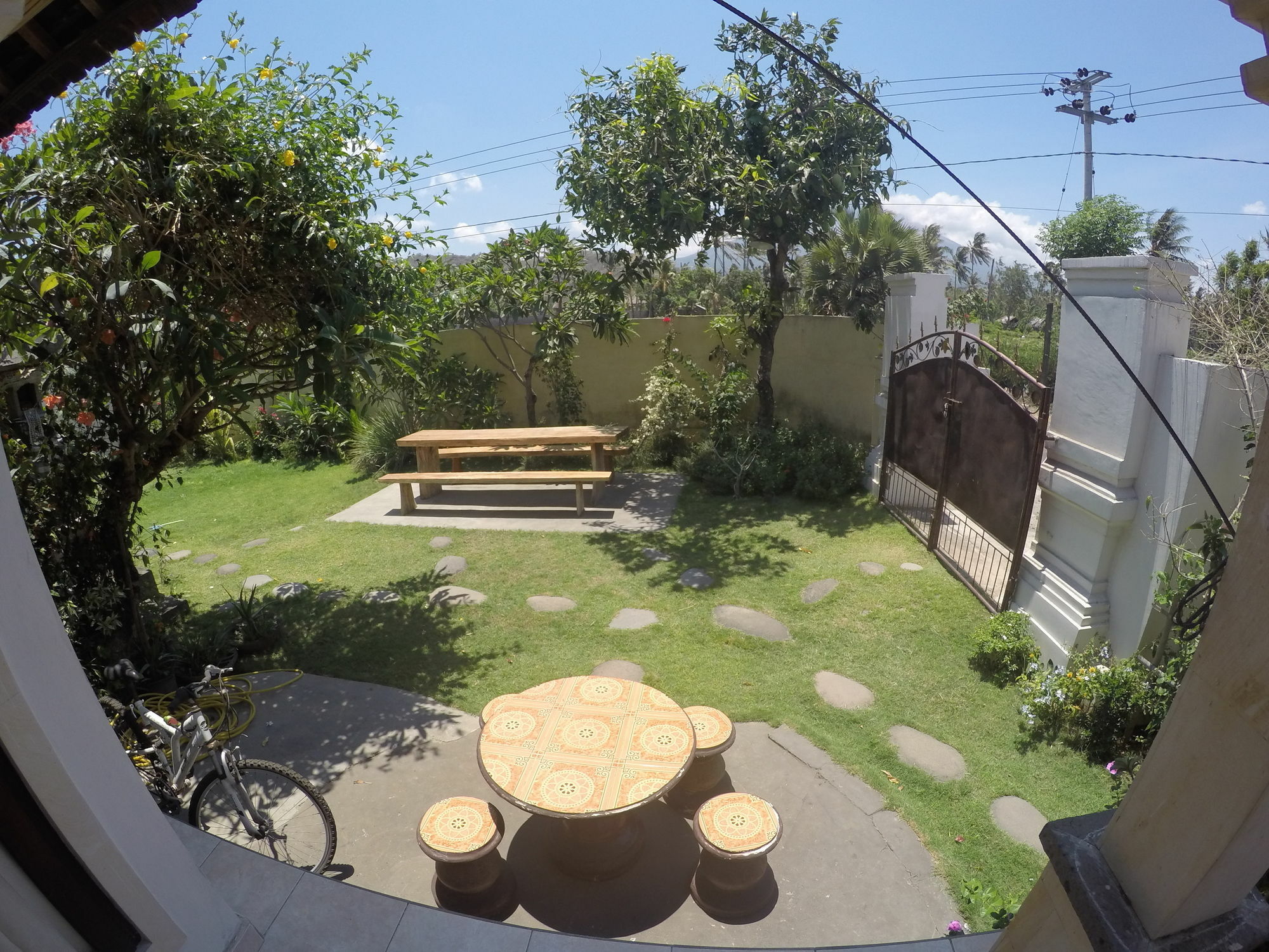 Bali Fab Dive Center Hostel อาเม็ด ภายนอก รูปภาพ